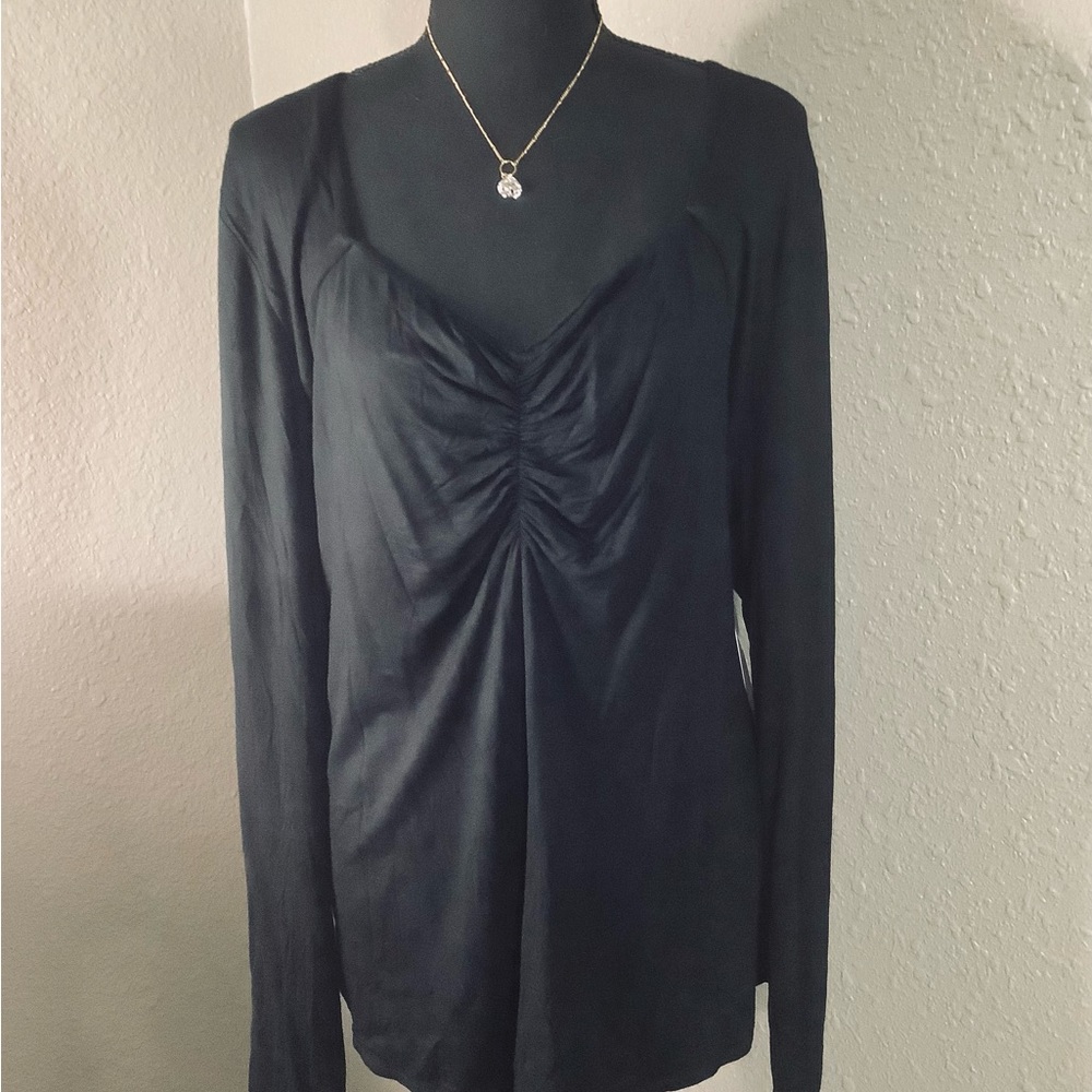 NWT NINE BRITTON Elegant‎ Black Long Sleeve Top